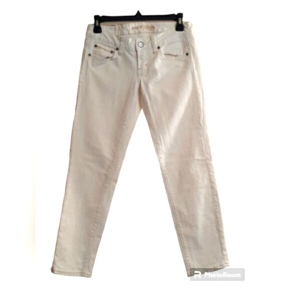 American Eagle Artist Low Rise Straight Cropped Jeans White Excellent Condition - Picture 1 of 7